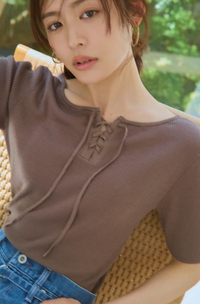 Lace-up Knit