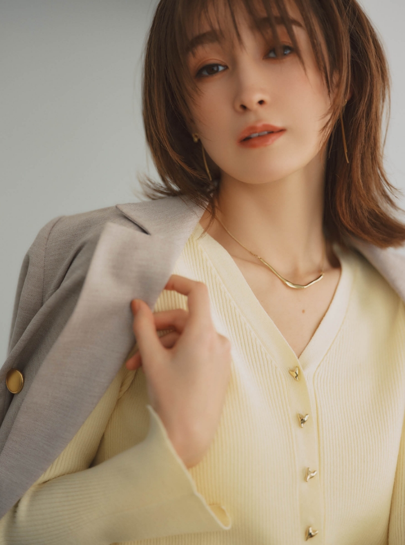 Airy Bloom Stola.2026 Spring Collection Style06