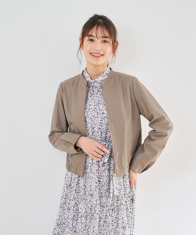 美品】STOLA ベージュ ジャケット ショート丈 | www.sugarbun.com