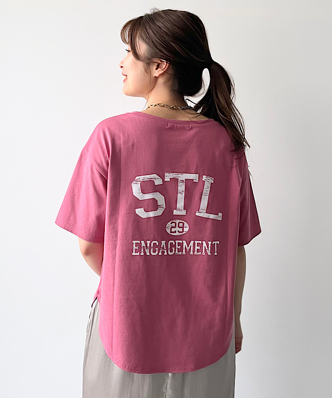 バックロゴプリントTシャツ｜Stola.（ストラ）公式通販サイト